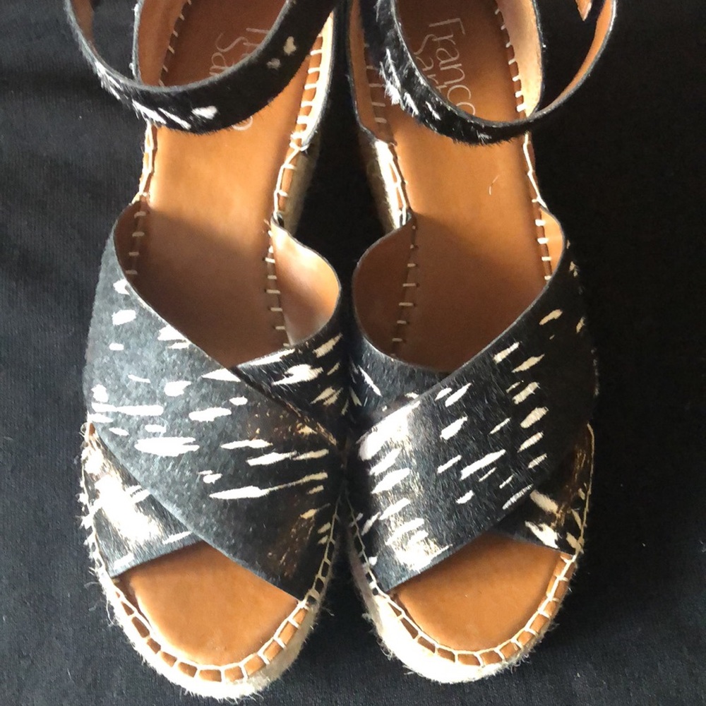 Black & white wedge sandals - size 9